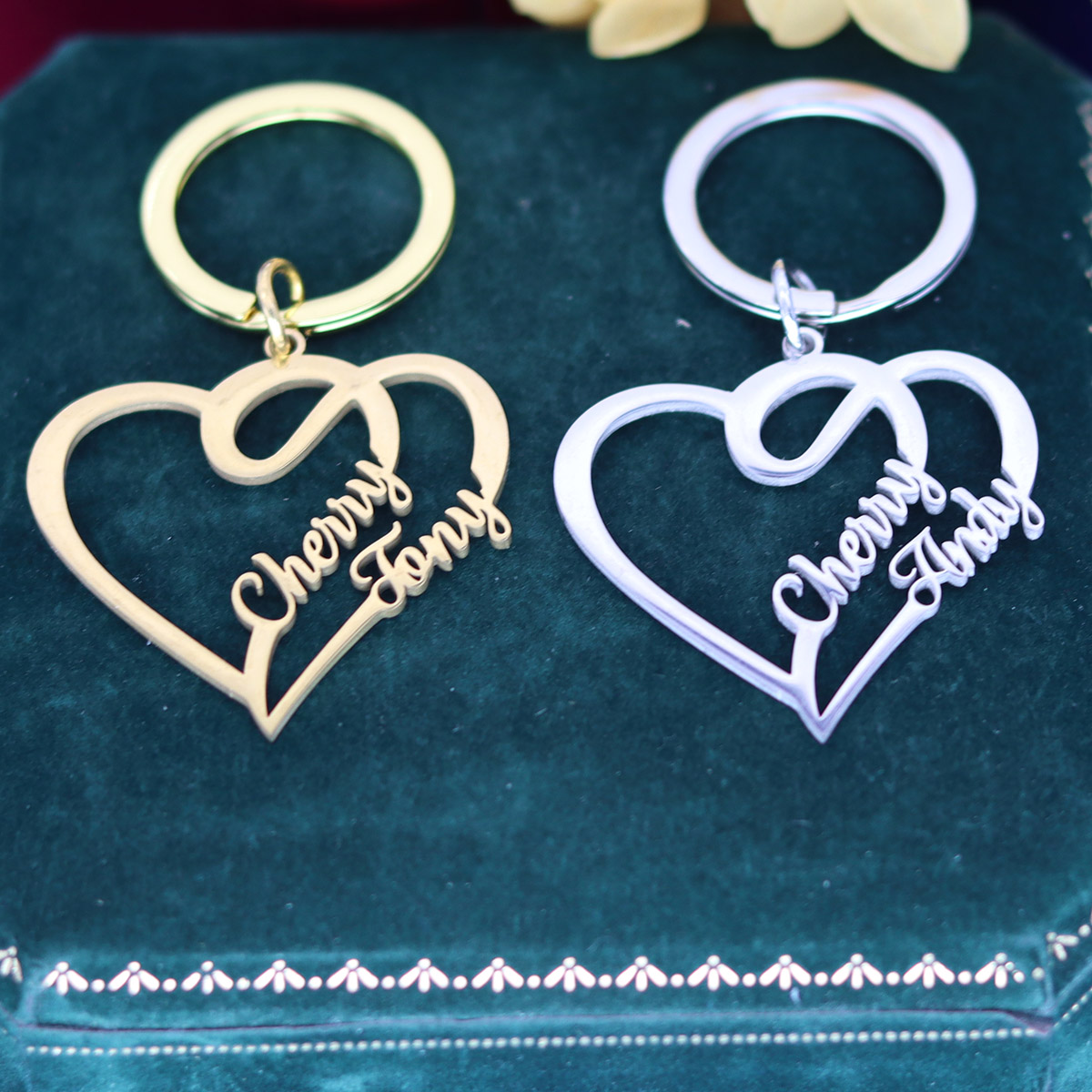 Vintage Fashion Names - Custom Name Wedding Love Keychain Personalized