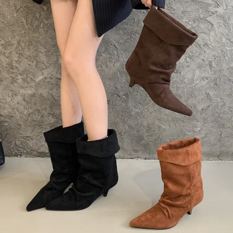 Vintage And Modern Fashion - Aneikeh Winter Pointed Toe Thin Low