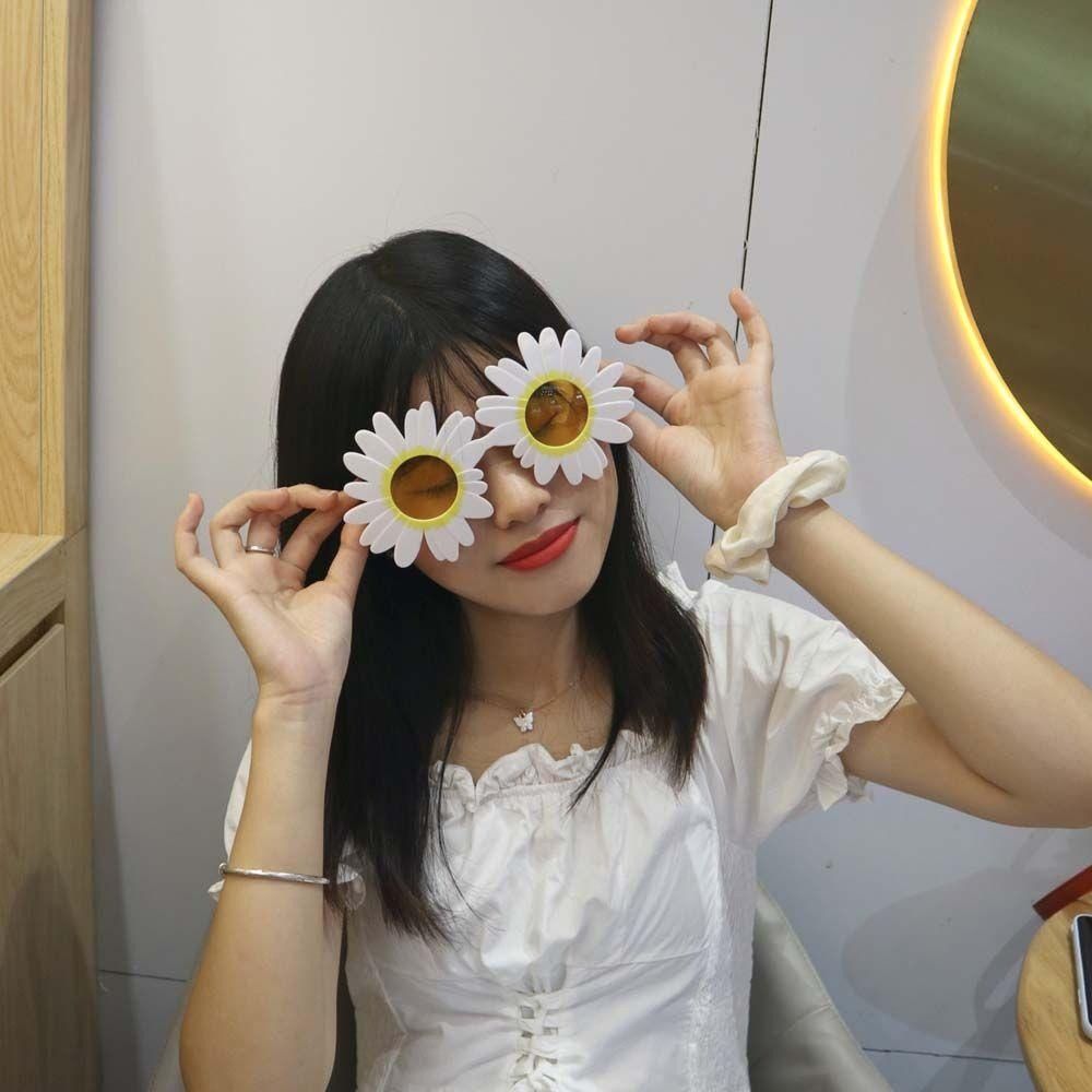 Party Supplies Sun Flower Shap - đánh giá và giá Vintage Fashion Photographers