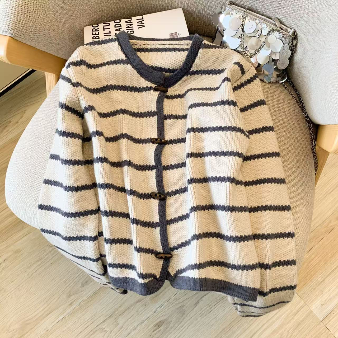 Women's Striped O-Neck Cardiga - đánh giá và giá Crop Cardigan Vintage