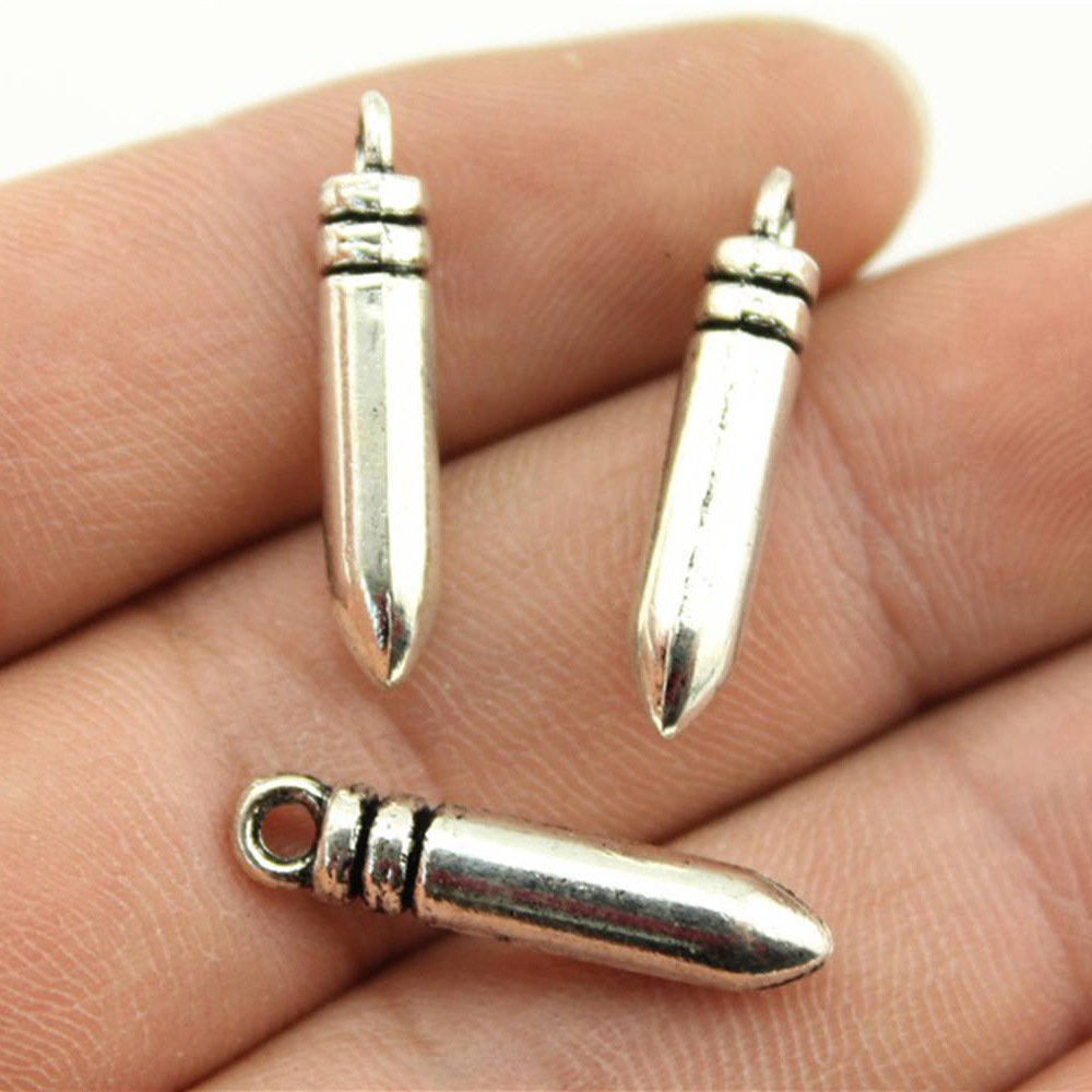 Fighting War Charms Pendant Ch - đánh giá và giá Vintage Fashion Stuff