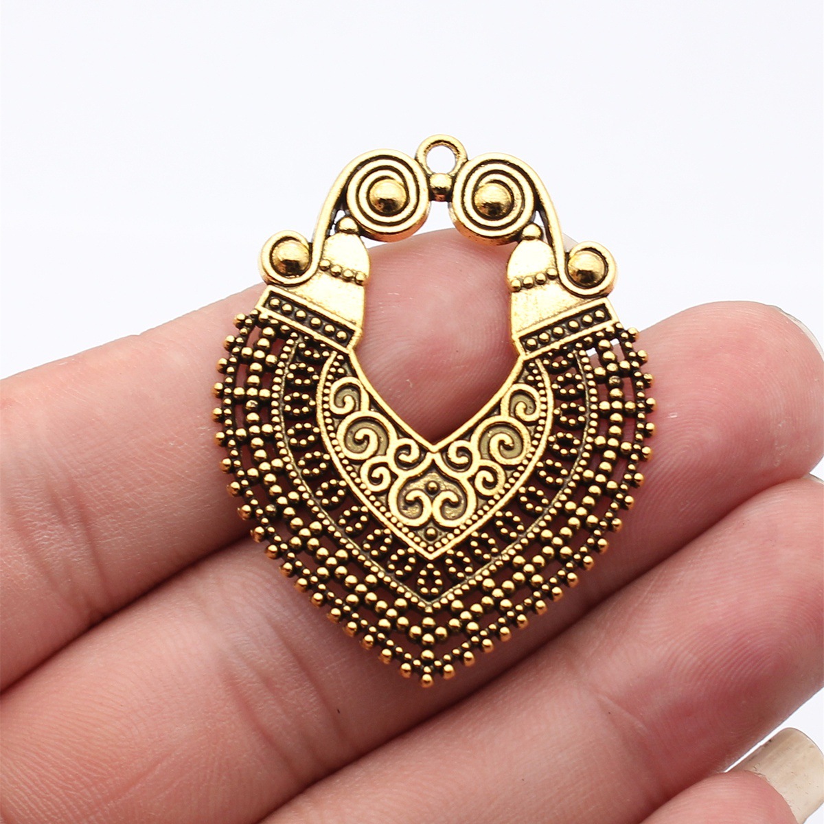 8pcs 48x37mm(1.89x1.46inch) 2  - đánh giá và giá Vintage Fashion Earrings