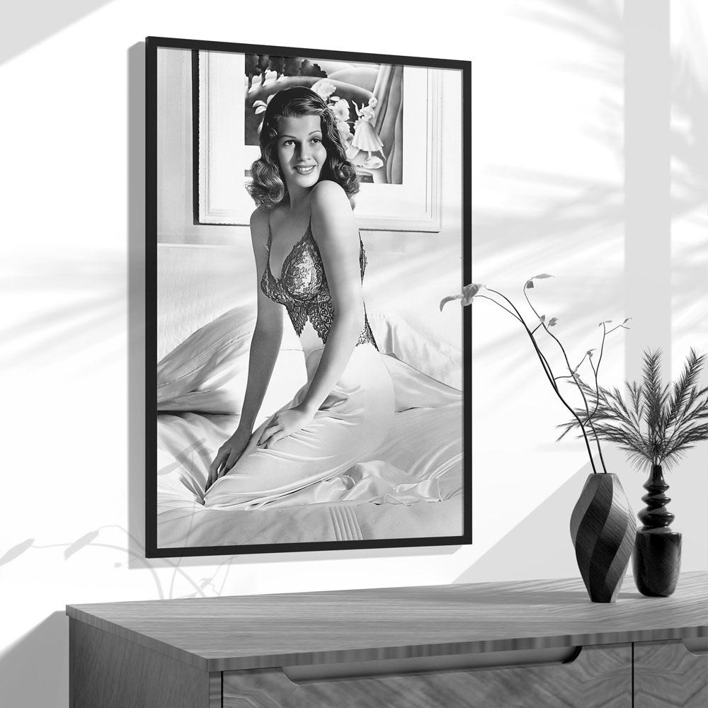 Rita Hayworth Poster,Black and - đánh giá và giá Vintage Fashion Illustration
